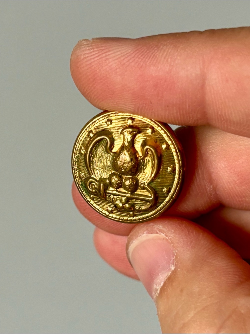 USMC Eagle Anchor Gold Tone Round Uniform replacement button